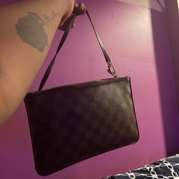 Mini Louis Vuitton Hand Bag - Picture 2 of 2